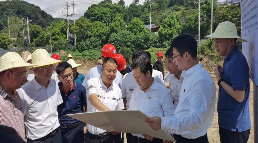 劉志仁一行到郴州汽車總站建設項目現(xiàn)場進行調研指導工作